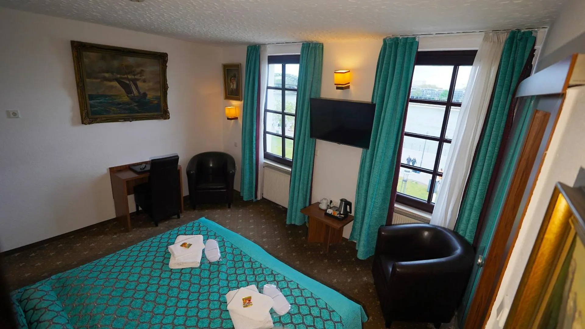 Hotel Und Restaurant Loewenbraeu Koeln