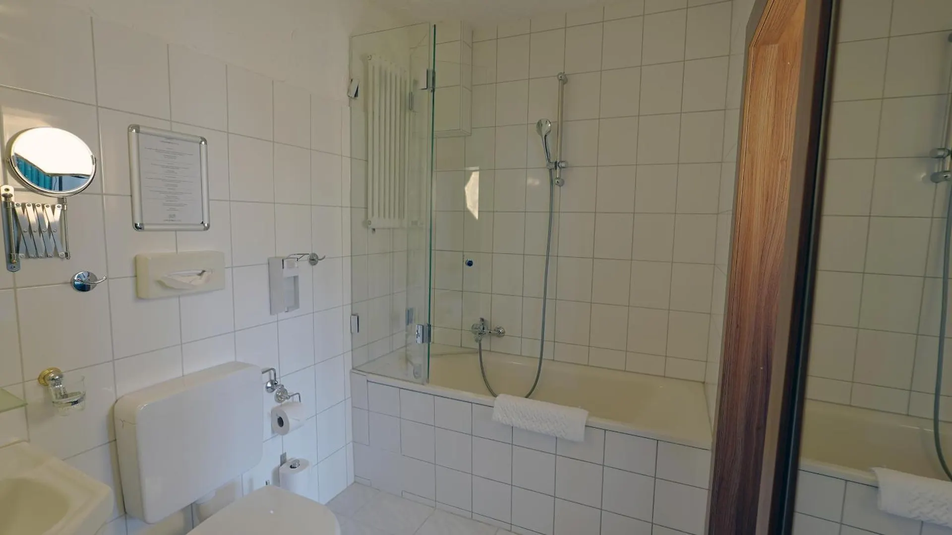 Hotel Und Restaurant Loewenbraeu Koeln Colonia