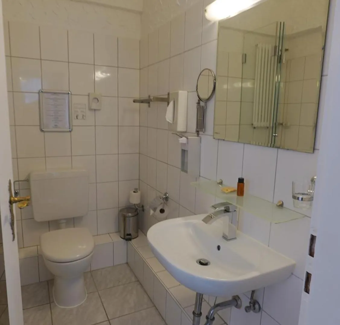 Hotel Und Restaurant Loewenbraeu Koeln