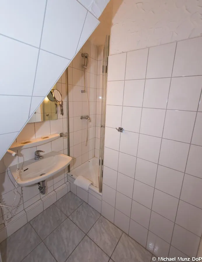 Hotel Und Restaurant Loewenbraeu Koeln Kolonia
