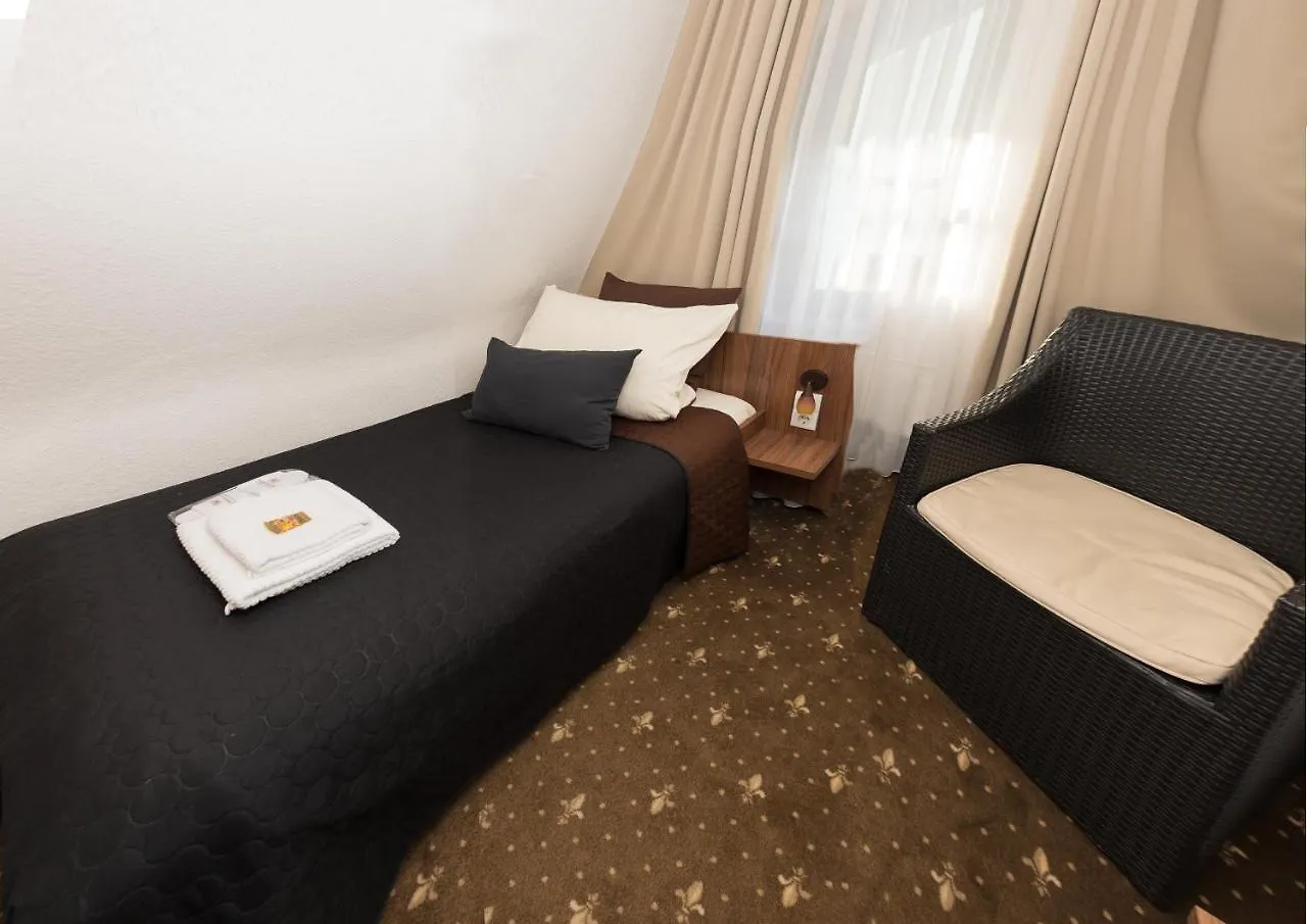 Hotel Und Restaurant Loewenbraeu Koeln Cologne