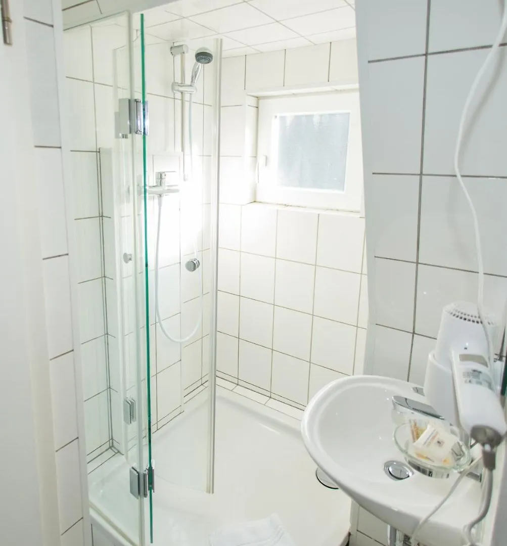 Hotel Und Restaurant Loewenbraeu Koeln