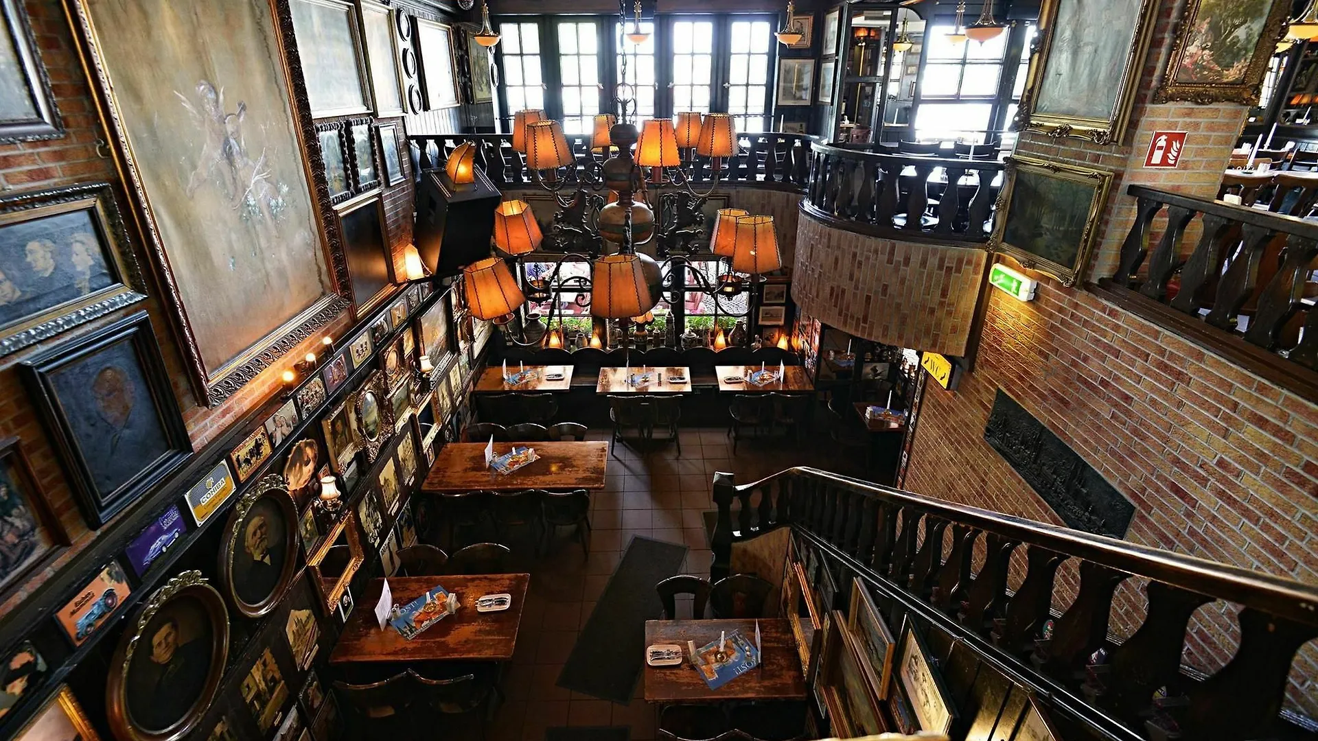 Hotel Und Restaurant Loewenbraeu Koeln 3*, Keulen