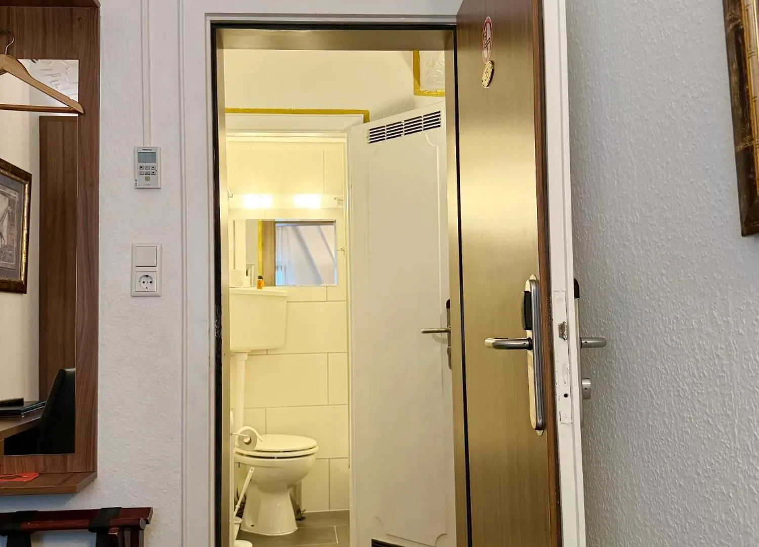 Hotel Und Restaurant Loewenbraeu Koeln